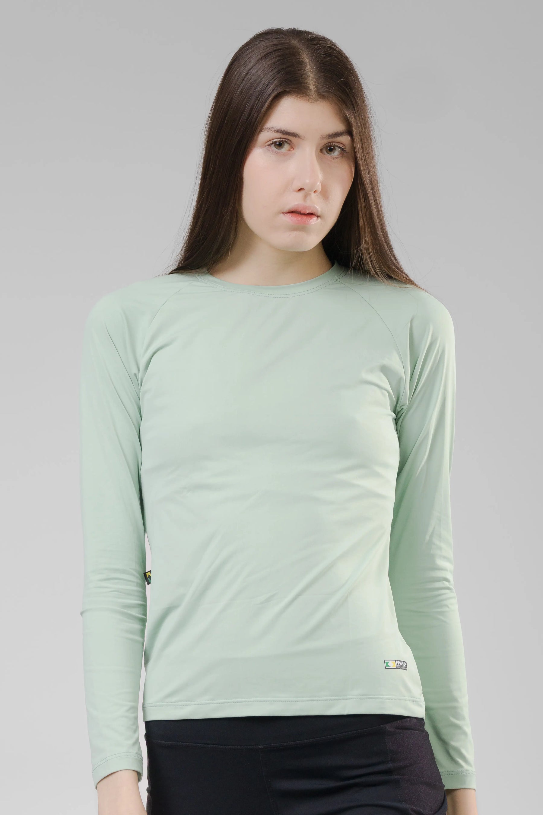 Camiseta Feminina UV+ Azul Claro - Manga longa
