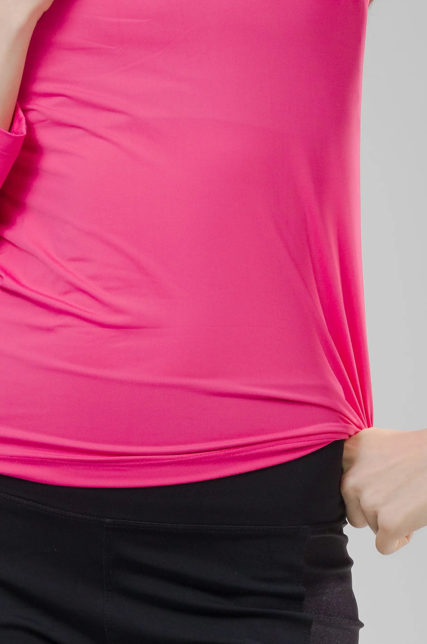 Camiseta Feminina UV+ Rosa Shock - Manga Longa