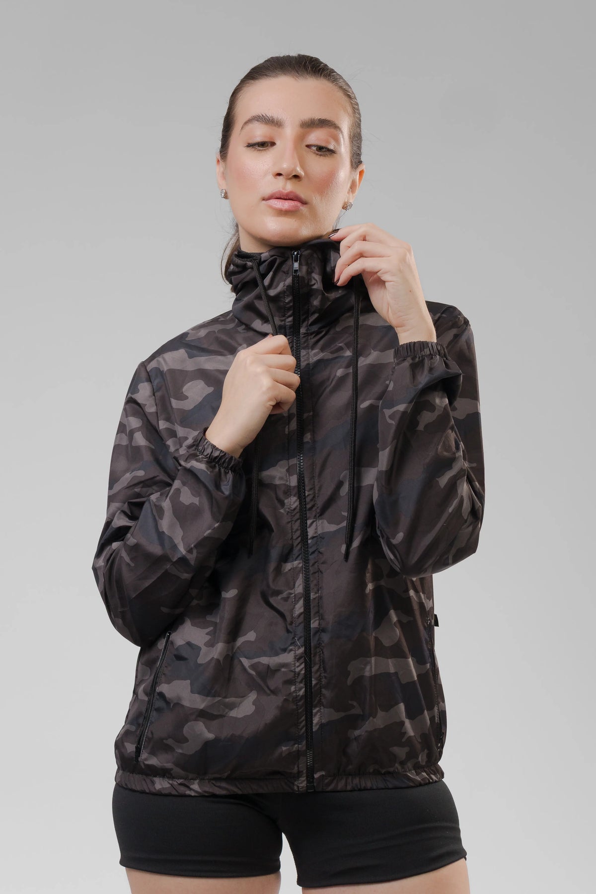 Jaqueta Corta Vento Feminina  - Camuflado Escuro