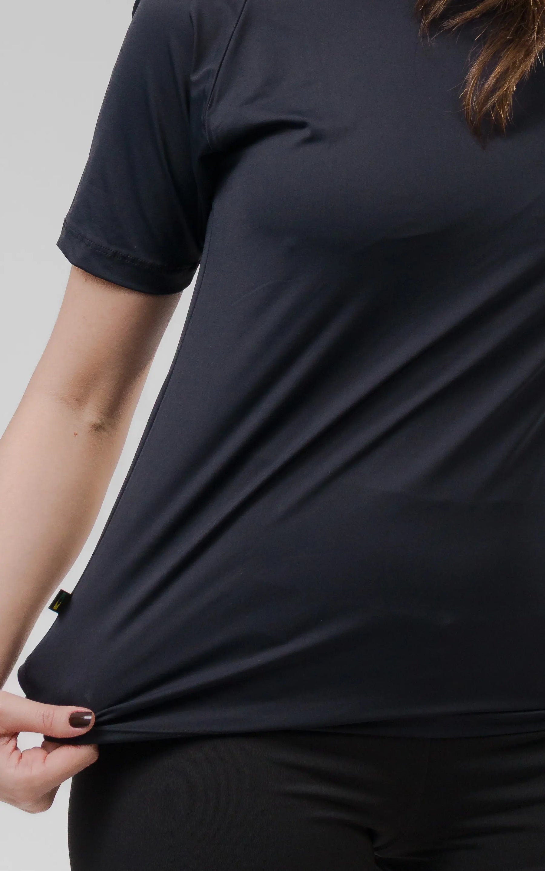 Camiseta Feminina UV+ Preta - Manga Curta