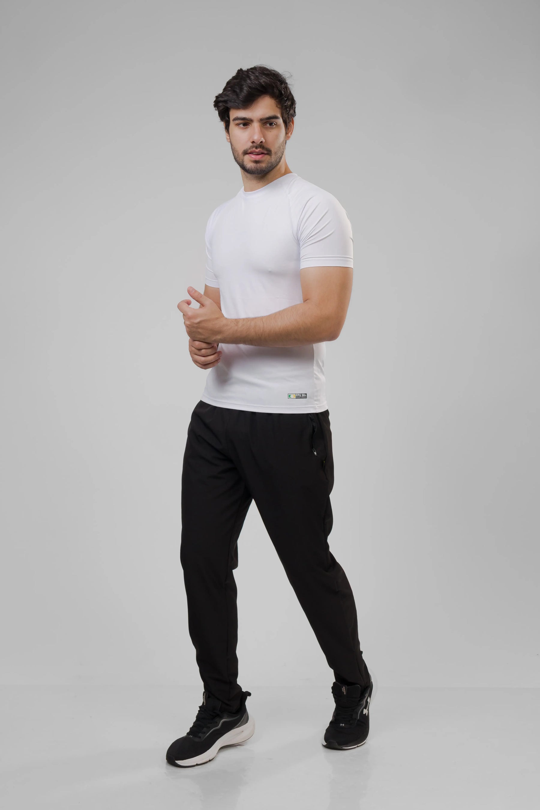 Camiseta Masculina UV+ Branca - Manga Curta