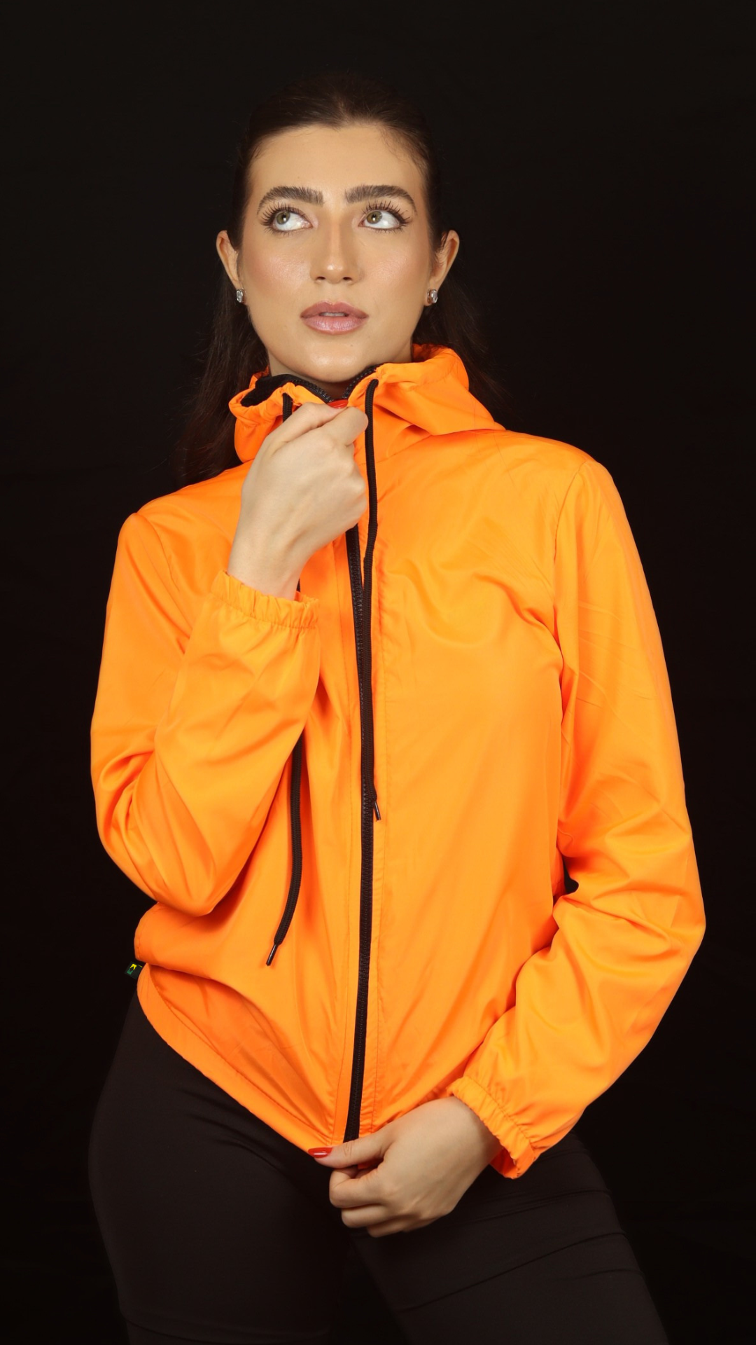 Jaqueta Corta Vento Feminina  -  Laranja Neon